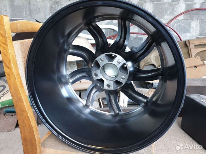 Диски для Mercedes R18