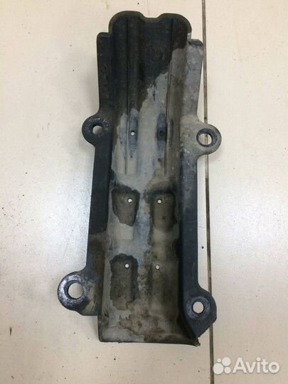 Кожух левого приводного вала Kia Rio