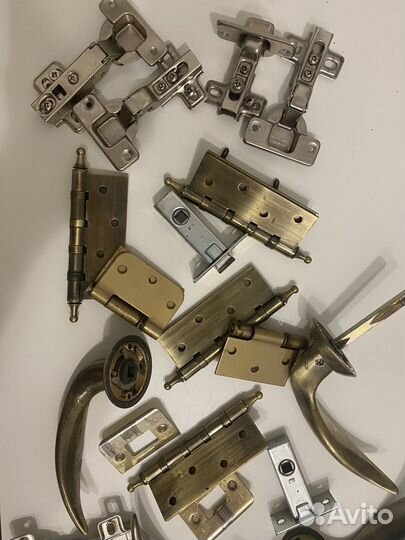 Дверные ручки цена за всё