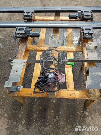 Комплект автоматических порогов Mercedes V class