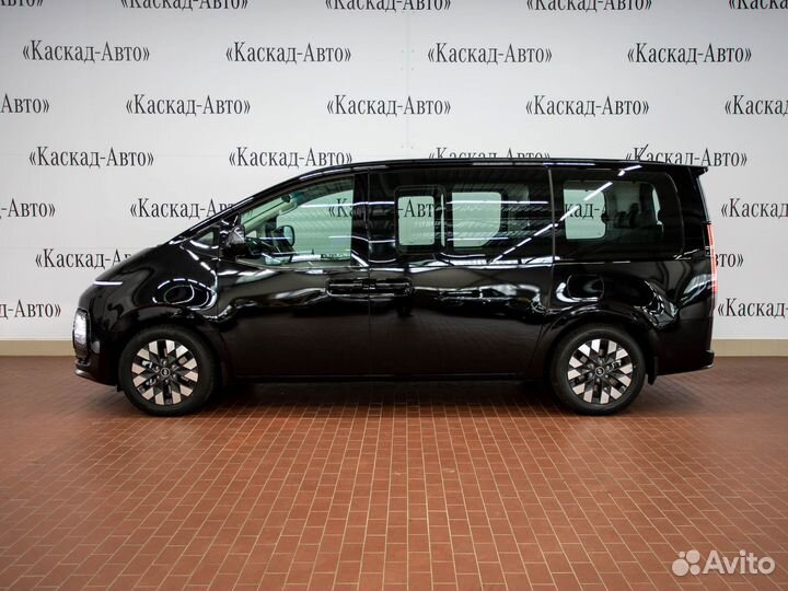 Hyundai Staria 2.2 AT, 2023