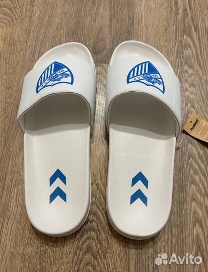 Тапочки Hummel Malaga 45