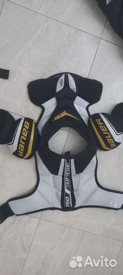 Нагрудник хоккейный