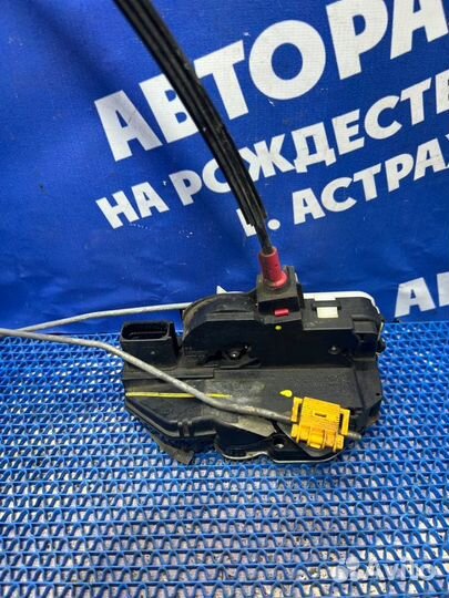 Передний правый замок двери Chevrolet Aveo T300