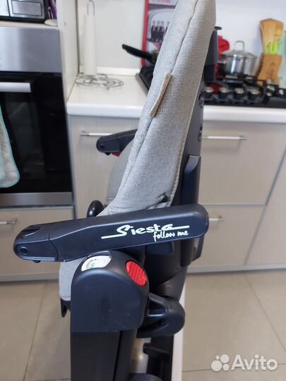 Стульчик шезлонг для кормления Peg Perego Siesta