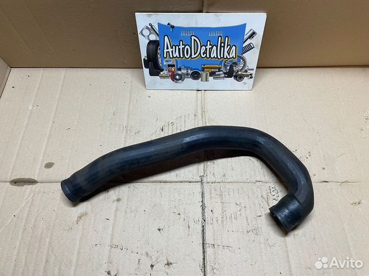 Патрубок радиатора нижний Audi 80 B3 1.8 PM