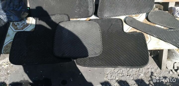 Коврики на приору