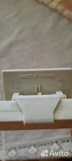 Держатель для бумаг или документов на монитор