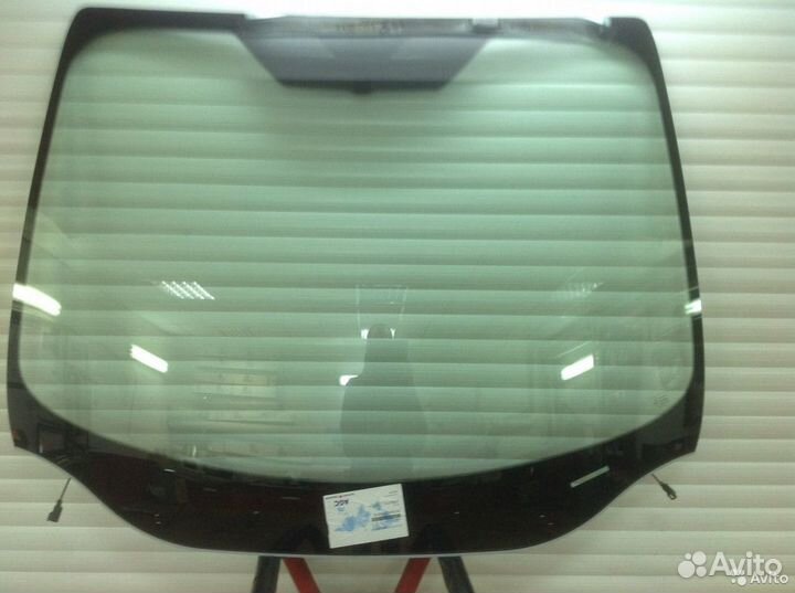 Лобовое стекла Ford Transit Connect