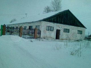 Дом 300 м² на участке 12 сот.