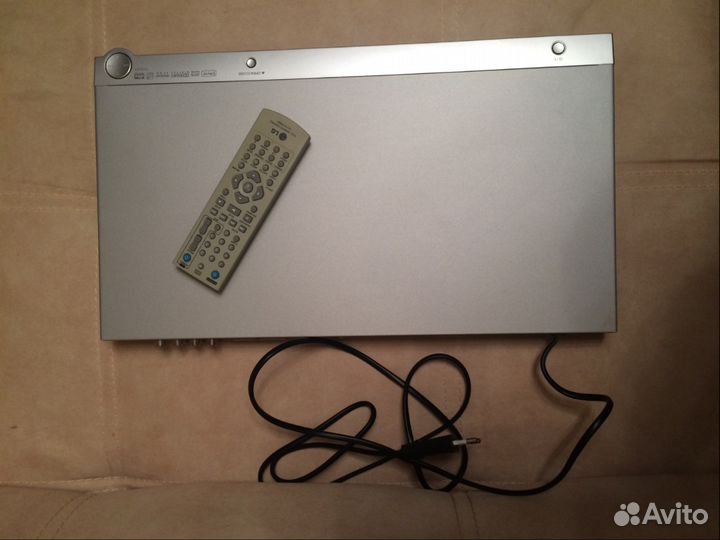DVD-плеер LG DV656X