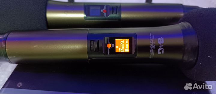 Радиомикрофон B&G IU-208