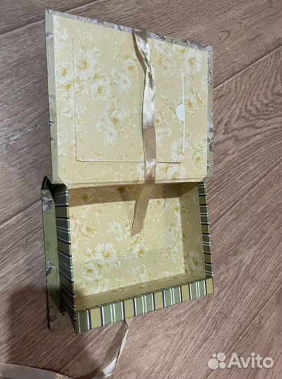 Коробка шкатулка