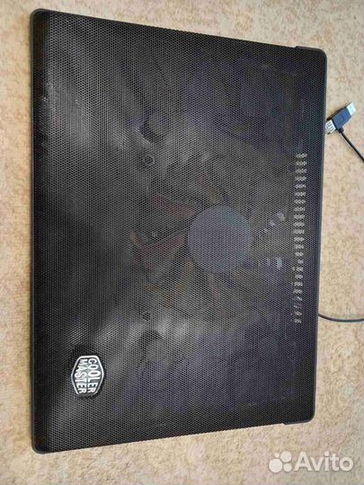 Охлаждающая подставка для ноутбука