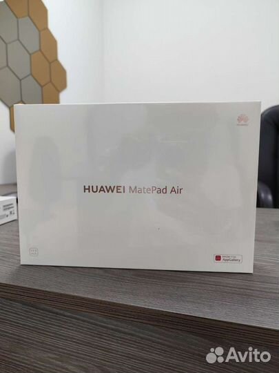 Huawei MatePad Air 11 8/128gb WiFi + клавиатура RU