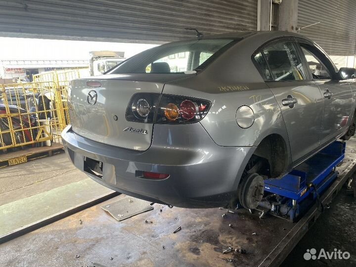 Кулак поворотный Mazda 3 Axela BK5P задний левый