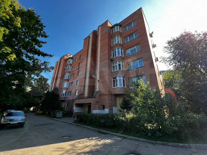 4-к. квартира, 139 м², 6/6 эт.