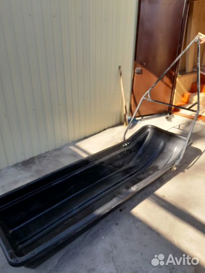 Сани пластиковые для снегохода