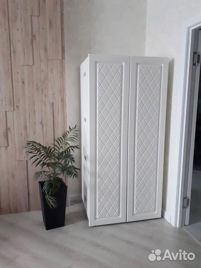 Шкаф-трансформер для шитья Medium