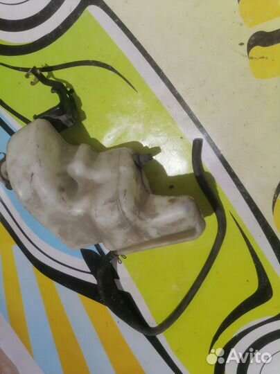 Расширительный бачок Mitsubishi Lancer