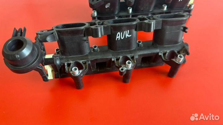 Впускной коллектор Audi A6 C6 AUK 3.2 2008