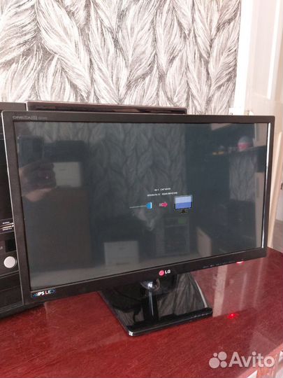 Монитор LG D2343PB