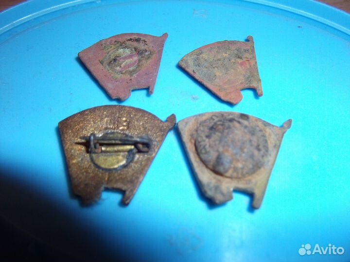 Знаки и значки СССР