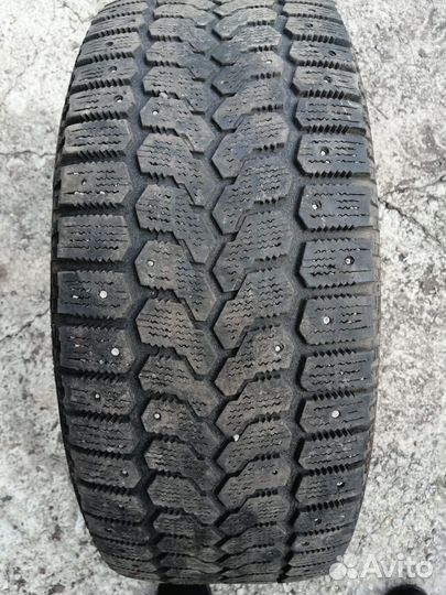 Yokohama Ice Guard SUV G075 215/60 R16