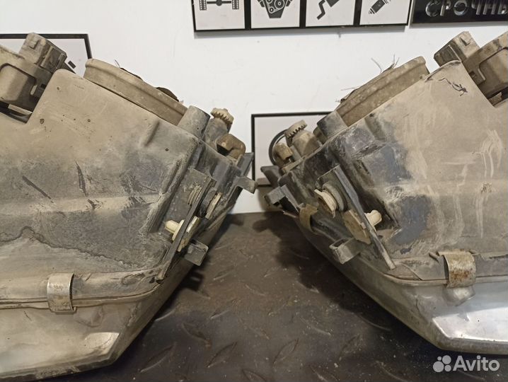 Фара левая для VW Passat B5