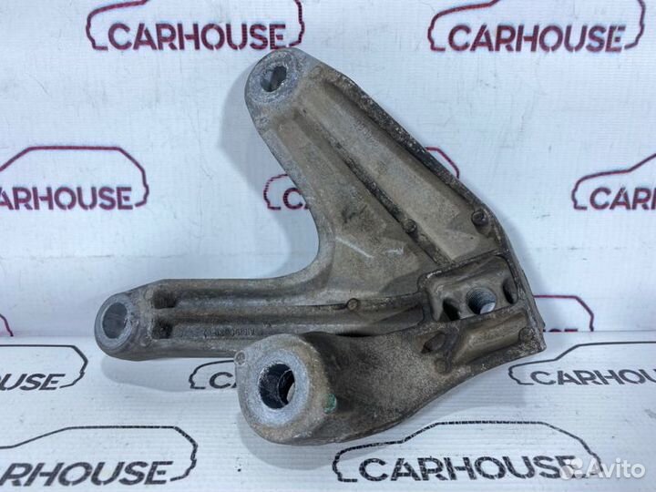 Кронштейн кпп Ford Focus 2 1.8 qqdb