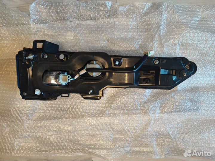 Фонарь задний внутренний правый Outlander 4 2022