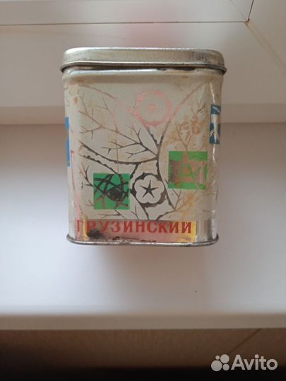 Жестяная банка из под чая