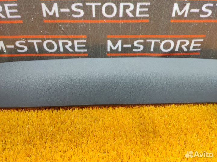 Обшивка двери багажника Volkswagen Touareg 7L BMV