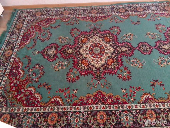 Ковер шерстяной