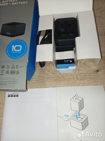 Зарядное устройство и аккумулятор go pro