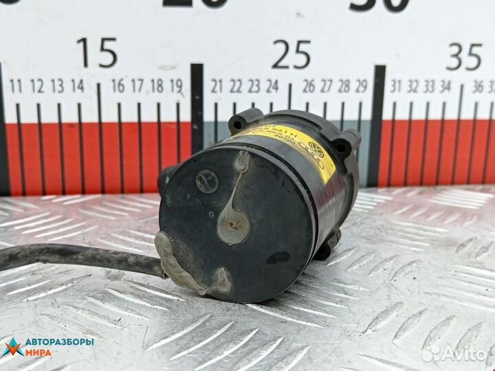 Насос антифриза дополнительный Volkswagen Touareg