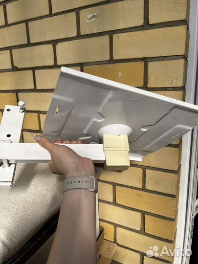 Подставка под телевизор