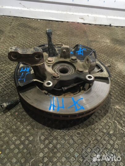 Кулак передний правый в сборе со ступицей (Jac J7)