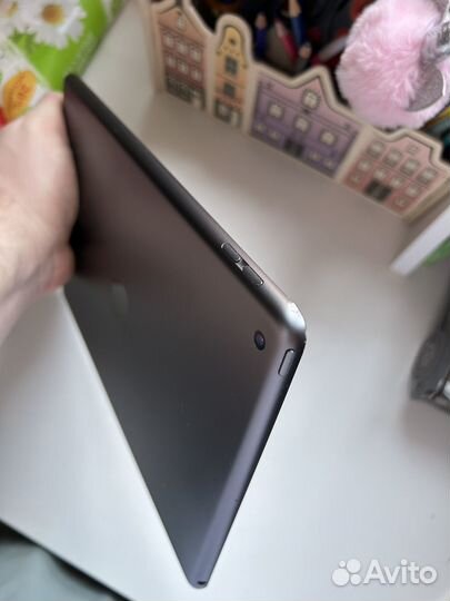 iPad 7 (A2197)