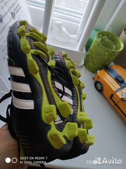 Футбольные бутсы Adidas р. 29