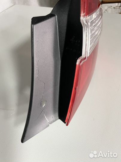 Фонарь правый наружный Toyota Camry V50 оригинал