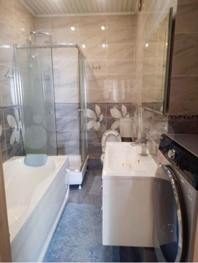 2-к. квартира, 78 м², 7/17 эт.