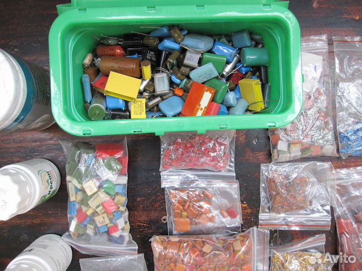 Конденсаторы км