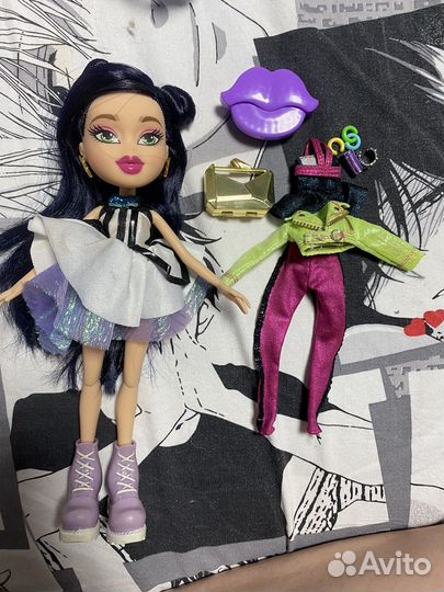 Кукла Bratz