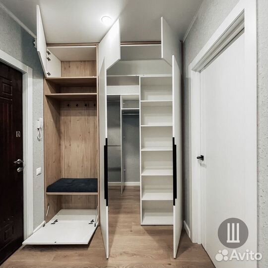 Гардеробный шкаф