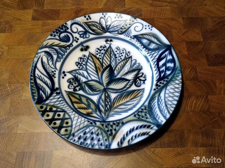 Тарелка настенная лфз, Городецкий