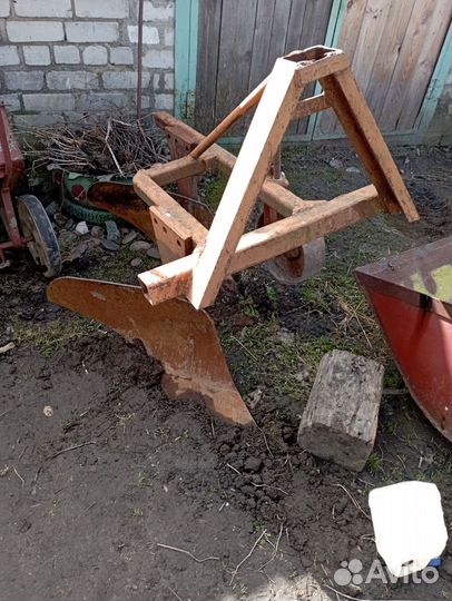 Плуг 1L 2-20, 2024