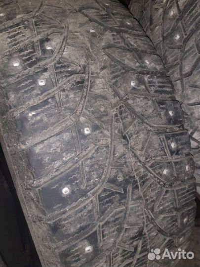 Bridgestone Blizzak Spike-02 225/60 R17