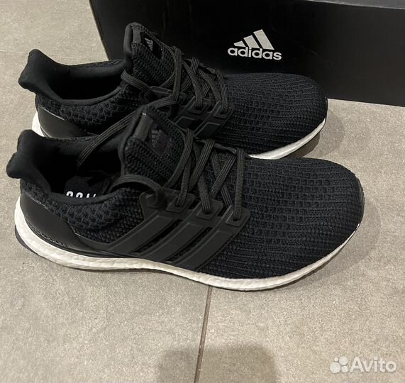 Кроссовки adidas