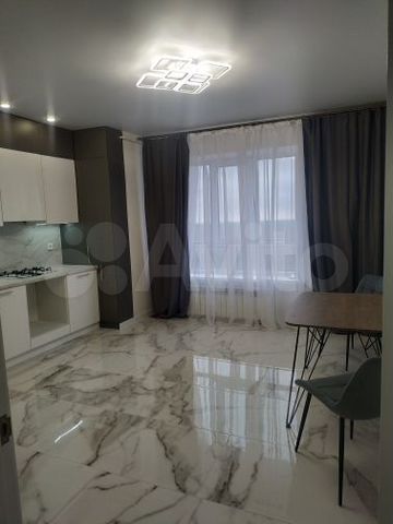 2-к. квартира, 60 м², 17/21 эт.